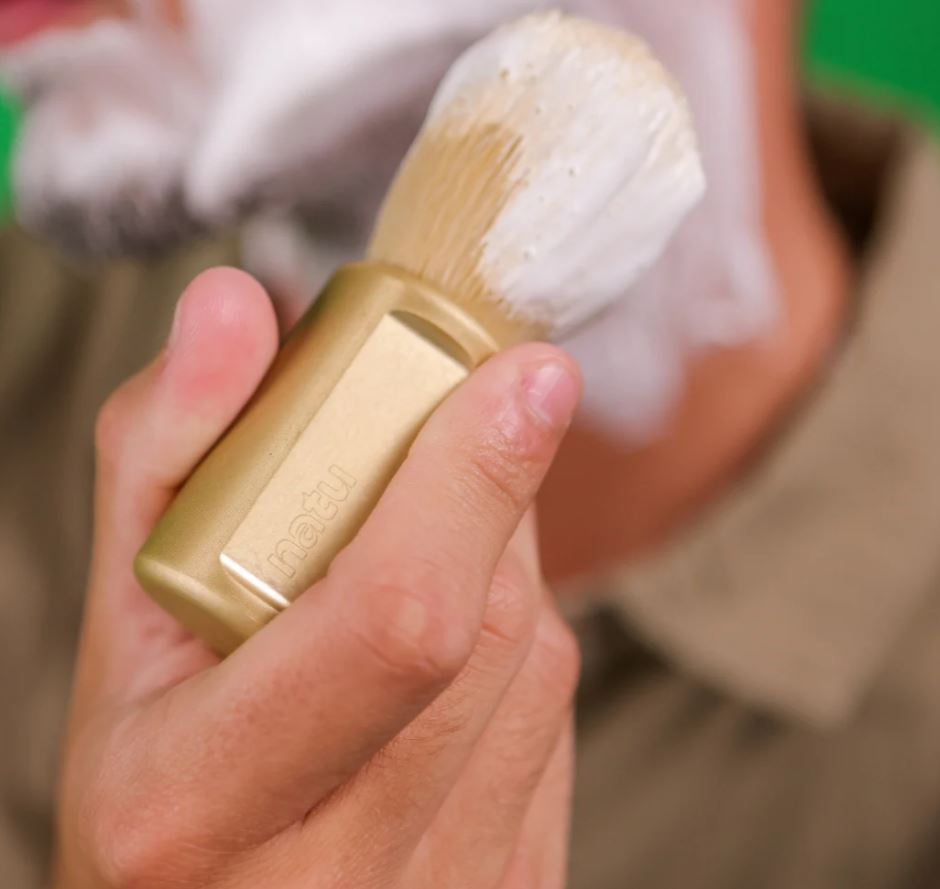 Natu Premium Shaving Brush Synthetic Green – Rich Lather & Gentle Exfoliation